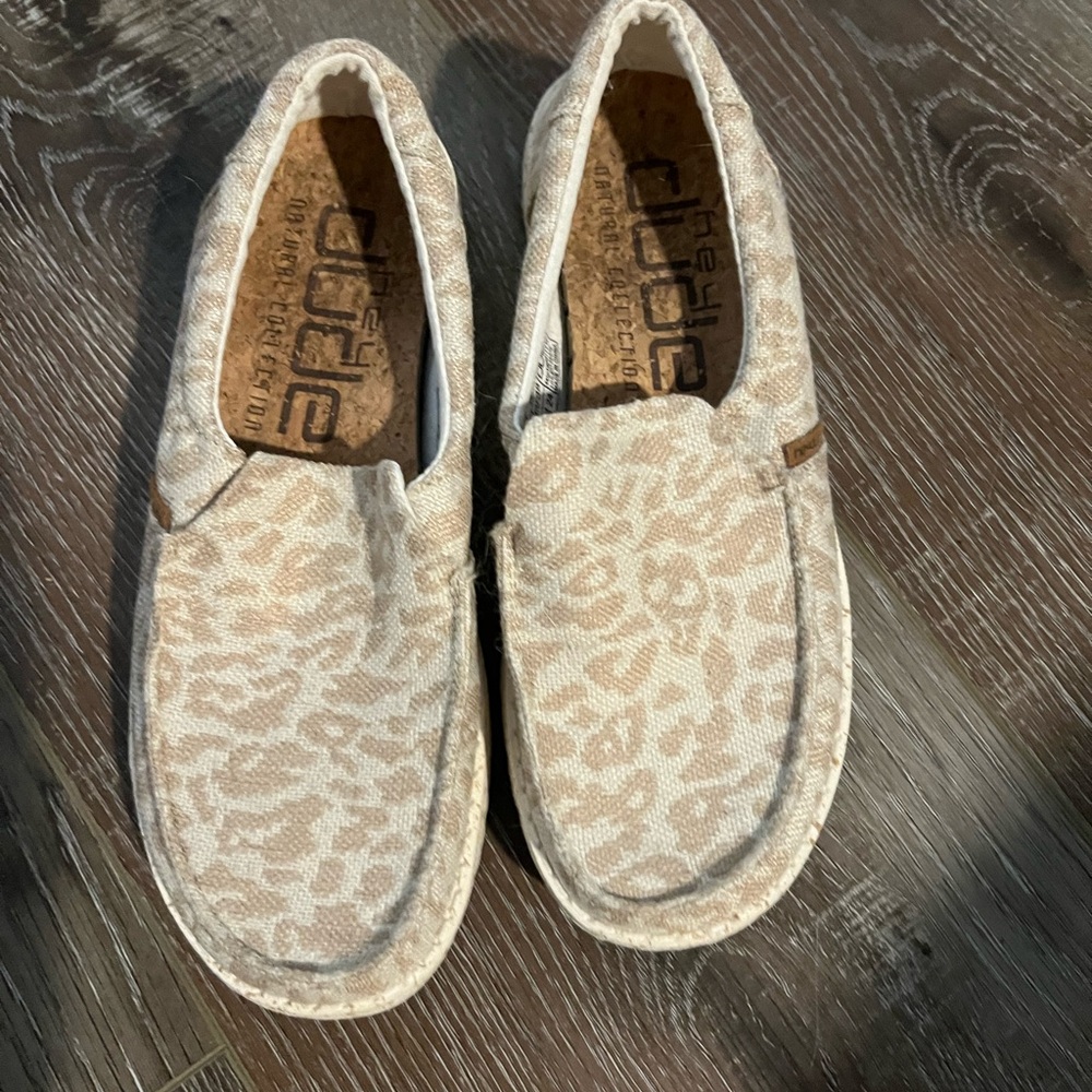 Hey Dude Patterned Cream Slip-On Shoes